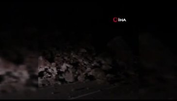 Heyelan nedeniyle yol ulaşıma kapandı