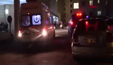 Otomobil kaza yapanların arasına daldı!