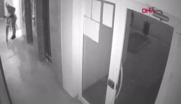 Bisiklet hırsızı önce kameraya sonra polise yakalandı