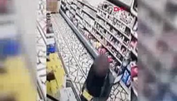 Mama çalarken yakalandı! Geri vermemek için...