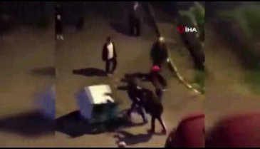 Hayvan kulübesini yıkan adam kamerada