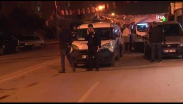 Kavgayı ayırmak isterken ağır yaralandı