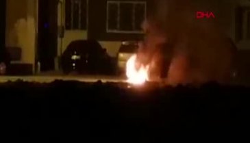 Bursa'da yangın çıkan otomobilin yanında boş benzin bidonu bulundu