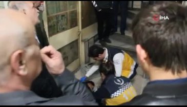 İkinci kattan merdiven boşluğuna düştü