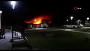 Bursa İznik'te sazlık alandaki yangın söndürüldü
