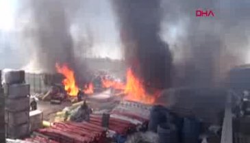 Isı yalıtım malzemesi deposunda yangın! Yaralılar var -2
