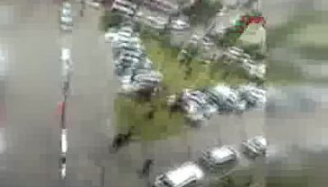 Hastane çatısından atlayarak, intihar etti