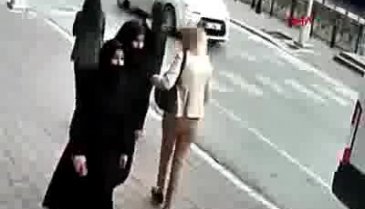 Başörtülü genç kızlara hakaret iddiasına soruşturma