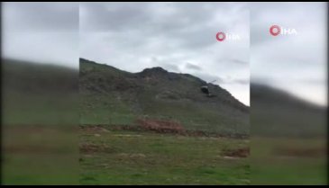 Jandarma oy pusulaları ve görevlileri askeri helikopterle taşıdı