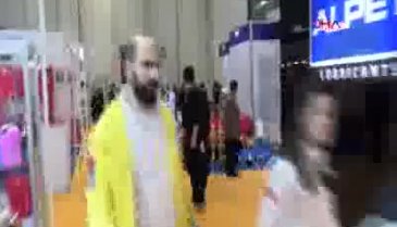 TÜYAP'ta stant devrildi! Yaralılar var