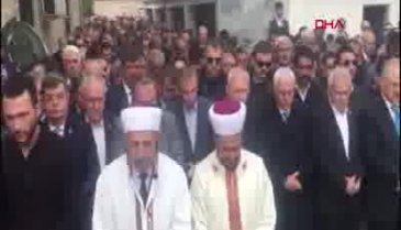 Kılıçdaroğlu, MHP'li eski vekilin babasının cenazesine katıldı