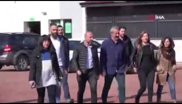 Komünist Başkan Maçoğlu mazbatasını aldı