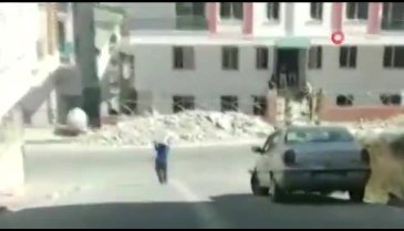 Omzunda kombi ile polise yakalandı