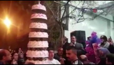 6'ncı kez muhtar seçilince bakın ne yaptı