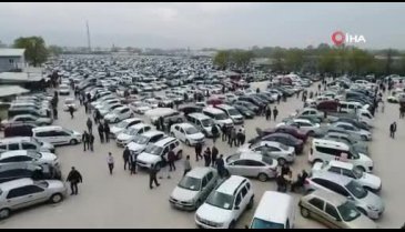 'Nöbetçi Noter' uygulaması başladı, Bursa araba pazarında adım atacak yer kalmadı