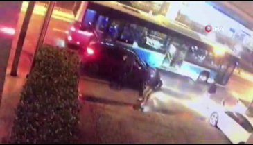 Mecidiyeköy'de otobüs kazası kamerada