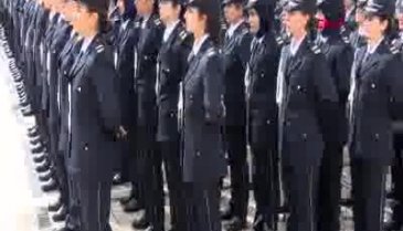 Bakan Soylu ve polislerden, Anıtkabir'e ziyaret