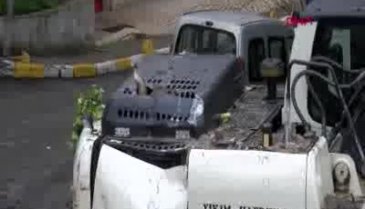 10 katlı apartmanın istinat duvarı çöktü -2