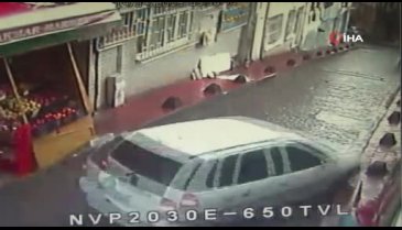 Freni patlayan otomobil faciaya neden oluyordu