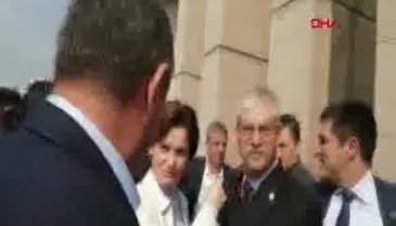 Canan Kaftancıoğlu İl Seçim Kurulu'na geldi