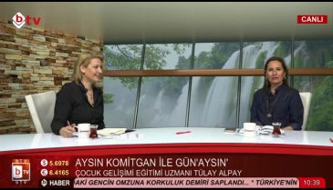 Aysın Komitgan ile Gün'Aysın'(Tülay Alpay)
