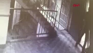 58 yaşında engelli adamı darp ettiler!