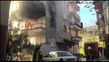 Bursa'da mangal yakmak isterken evini yaktı