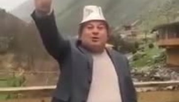 MHP'li Cemal Enginyurt Tanrı Dağları'nda uludu