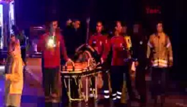 İki otomobil kafa kafaya çarpıştı: 6 yaralı
