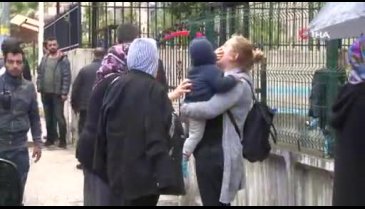 Yaşamına son veren kızının başında ağıt yaktı!