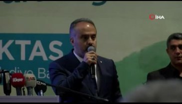 Başkan Aktaş'ın teşekkür buluşmasına binlerce Bursalı katıldı