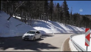 Bursa'da Nisan ayında yağan kar işletmecinin yüzünü güldürdü