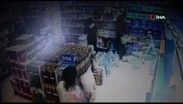 Tırnakçı kadınlar kameradan kaçamadı