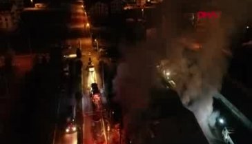 Kartepe Belediyesi'nin deposu alev alev yandı