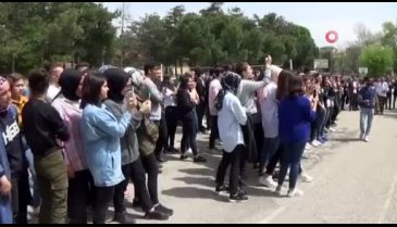 Bursa Halil İnalcık Lisesi'nde "Türk Şenliği"