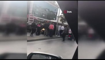 Ünlü sanatçı Orhan Gencebay'ın oğlu karnından bıçaklandı