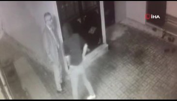 Bursa'da camiden sadaka kutusunu çalan hırsızlar yakalandı