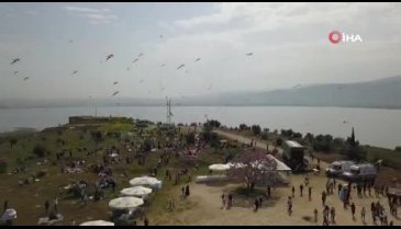 Bursa'da rengarenk uçurtmalar gökyüzü ile buluştu