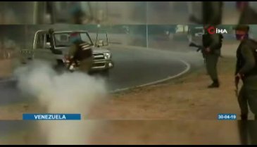 Venezuela'da darbe girişimi, ordu harekete geçti -2