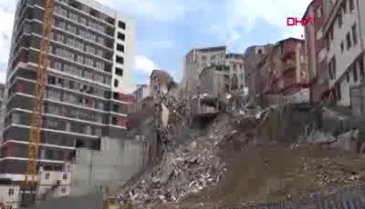 Hasarlı binaların yıkımına başlandı!