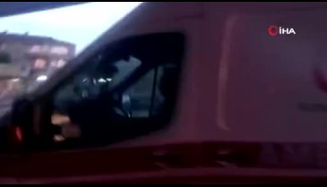 Bursa'da feci kaza! Kanlar içerisinde kalan bisiklet sürücüsü ağır yaralandı