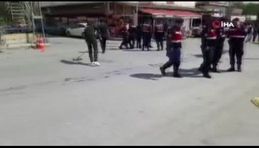 Yaşlı adam hafriyat kamyonunun altında kaldı! Mahalle sakinleri isyan etti