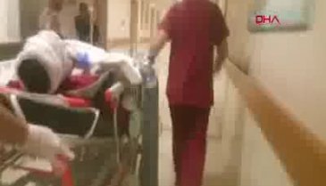 Bursa'da otomobil, motosiklete çarptı: 2 yaralı