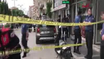 Kızını taciz ettiği iddiasıyla çiğ köfteciyi ayağından vurdu