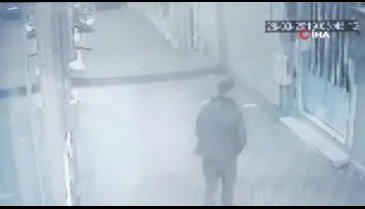 Bursa'da sıfır aldığı motor plakayı taktıramadan çalındı