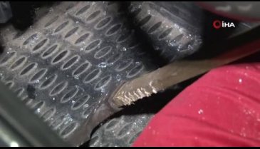 Kuzeni otomobilini vermedi, kafasına balta sapladı