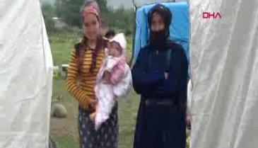 Bursa'da tarım işçisi ailelerin çadırda çocuklarıyla yaşam mücadelesi