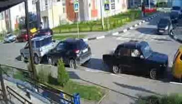 İş insanına sokak ortasında silahlı saldırı!