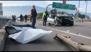 Bursa'da hareket halinde uyuyan sürücü TIR'a arkadan çarptı