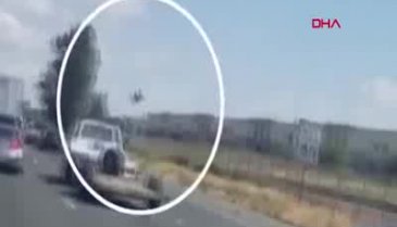 ABD'de F-16 jetinin düşme anı bu şekilde görüntülendi